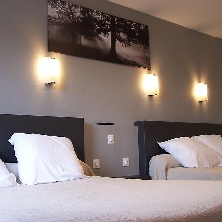 Le Lichou Hotel Vallon-en-Sully Екстериор снимка