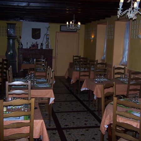 Le Lichou Hotel Vallon-en-Sully Екстериор снимка